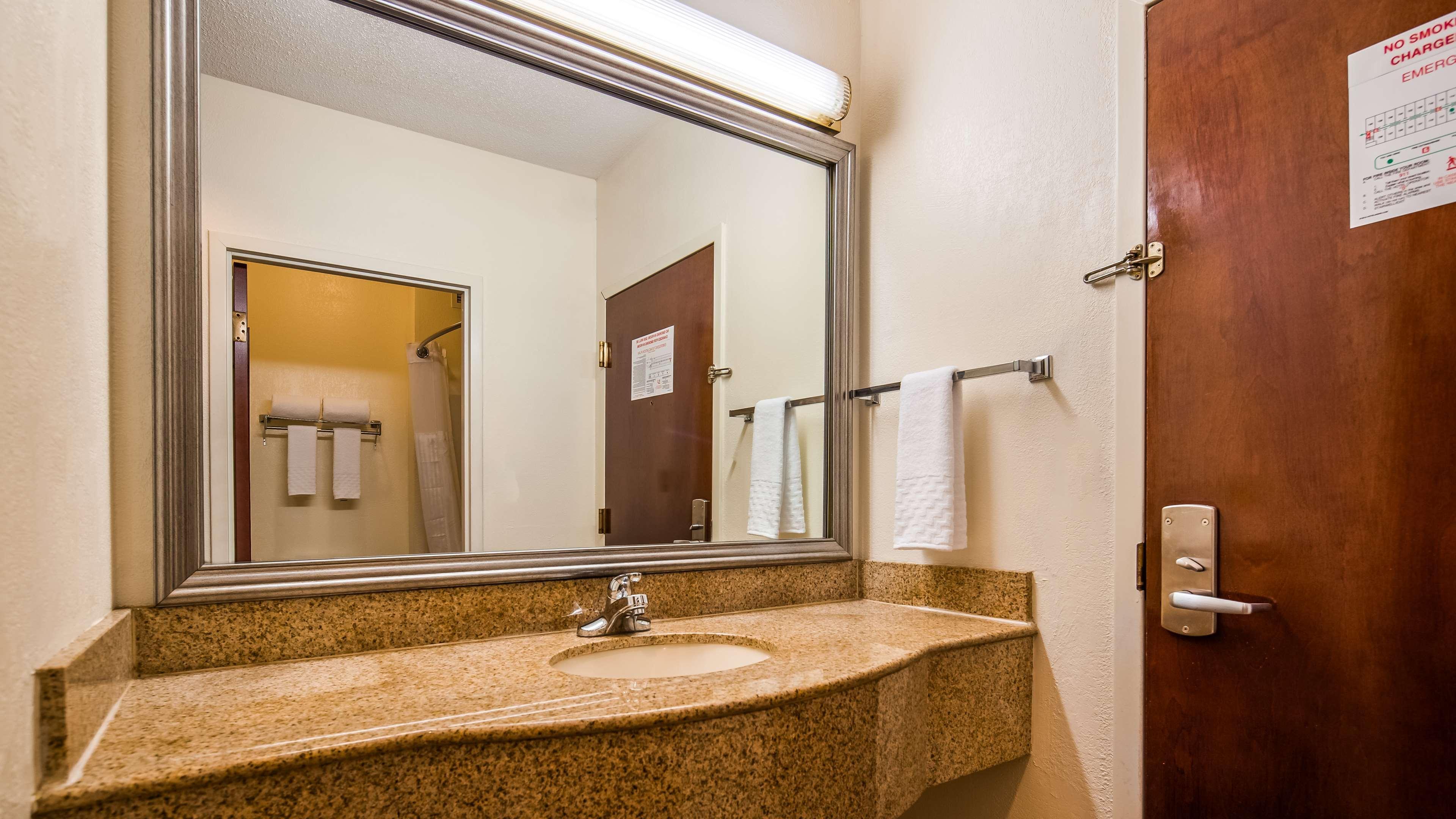 Best Western Plus South Hill Inn Dış mekan fotoğraf