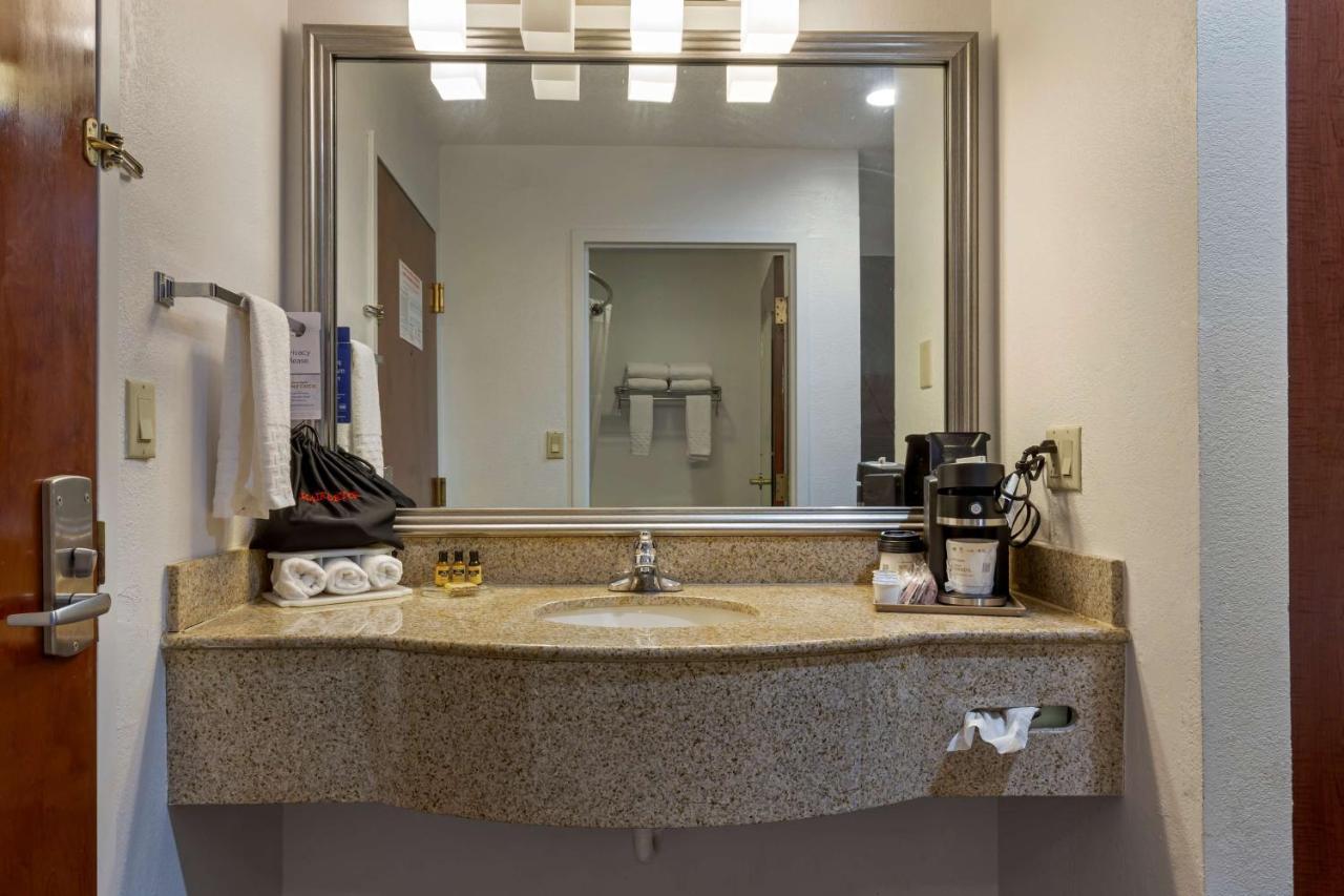 Best Western Plus South Hill Inn Dış mekan fotoğraf